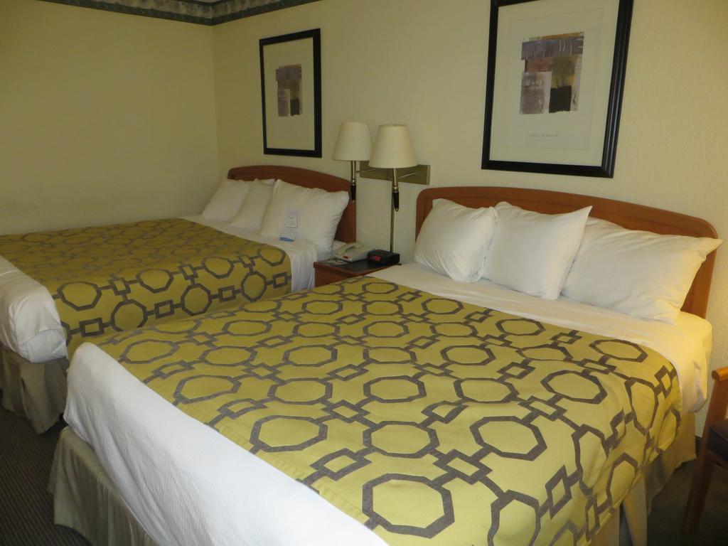 Baymont By Wyndham Fort Wayne Zewnętrze zdjęcie